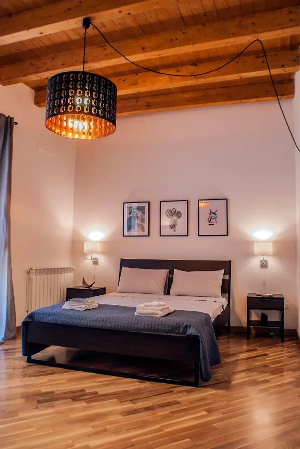 Vico San Basilio Villa Palermo